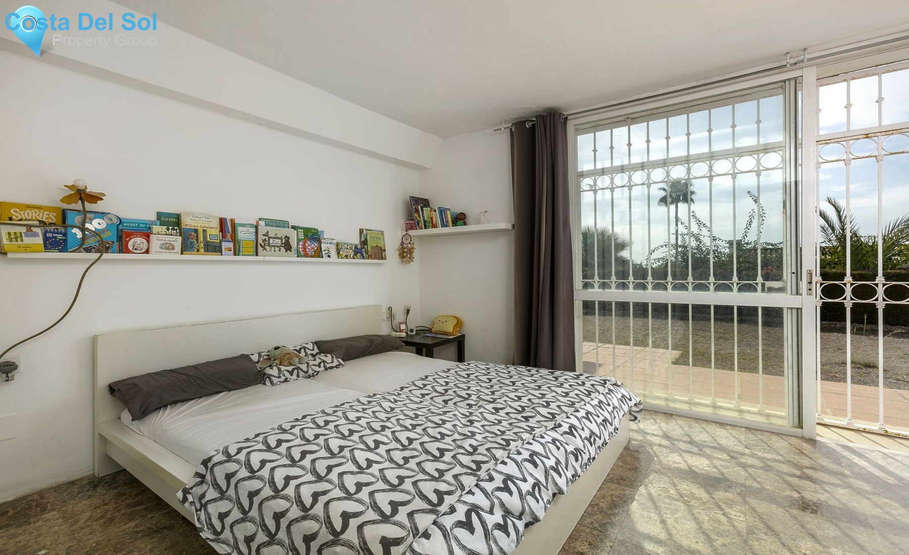 House in Nueva Andalucía-1528834