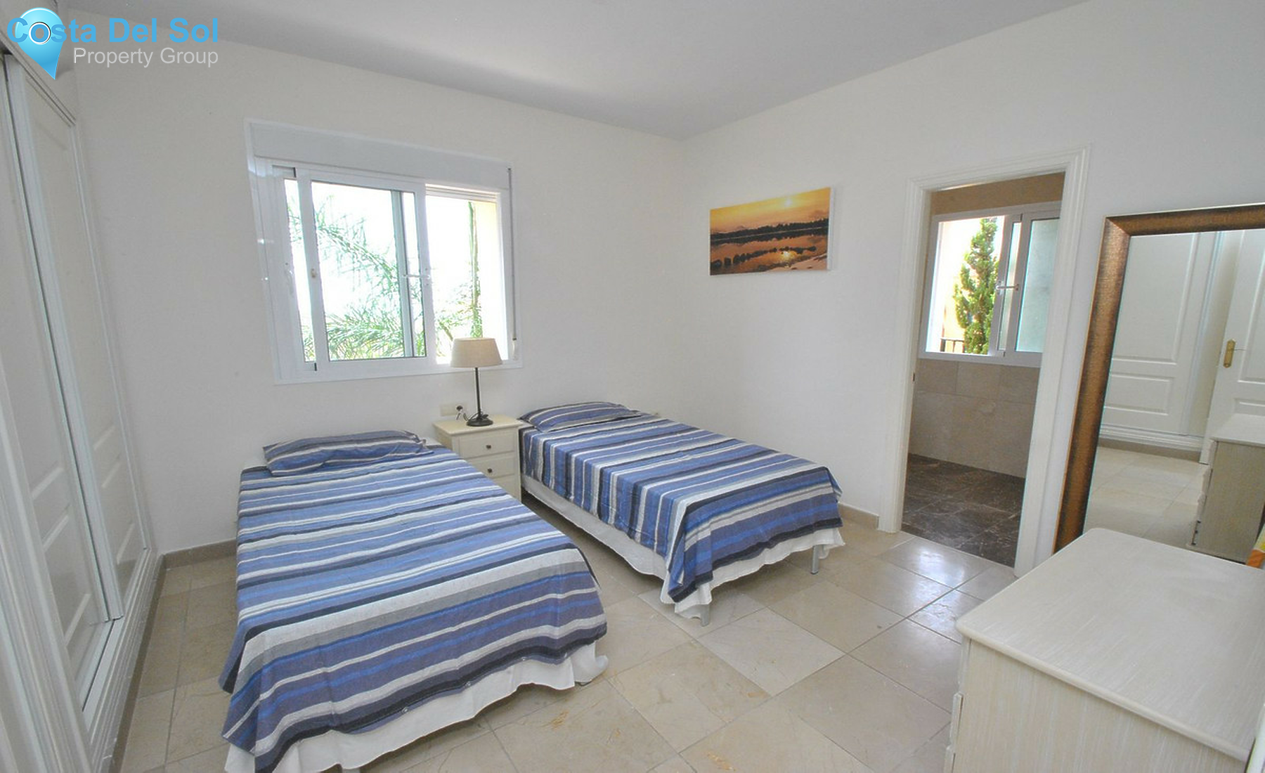 House in Riviera del Sol-1259134