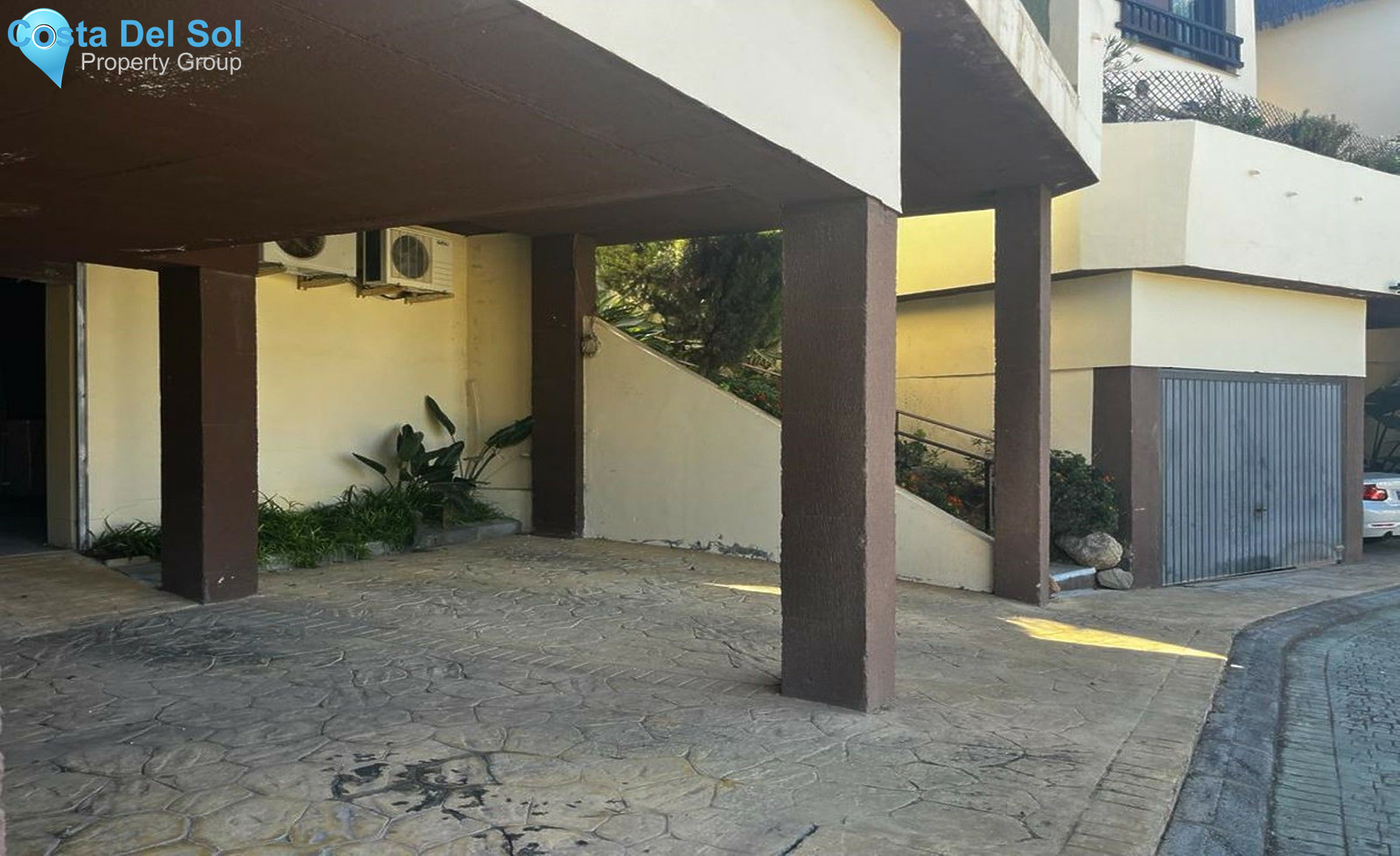 House in Riviera del Sol-1459293