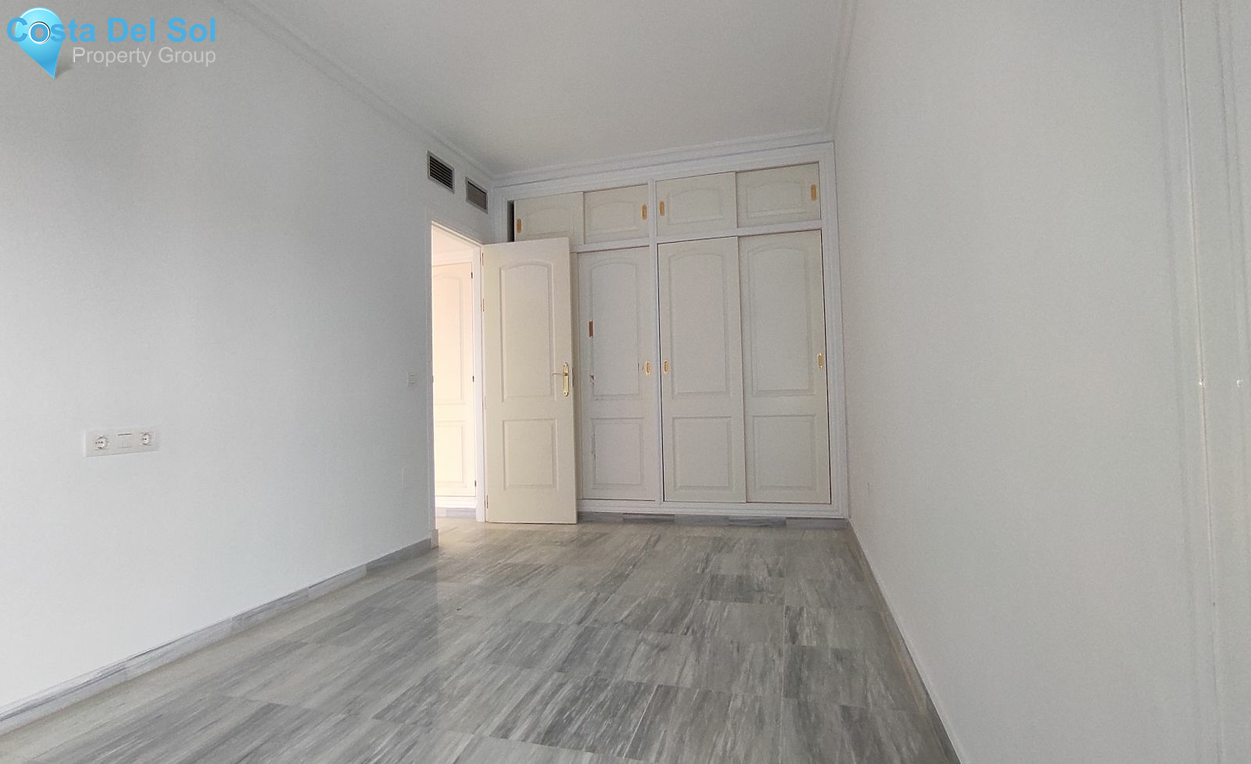 Middle Floor Apartment in Alhaurin Golf-1132009