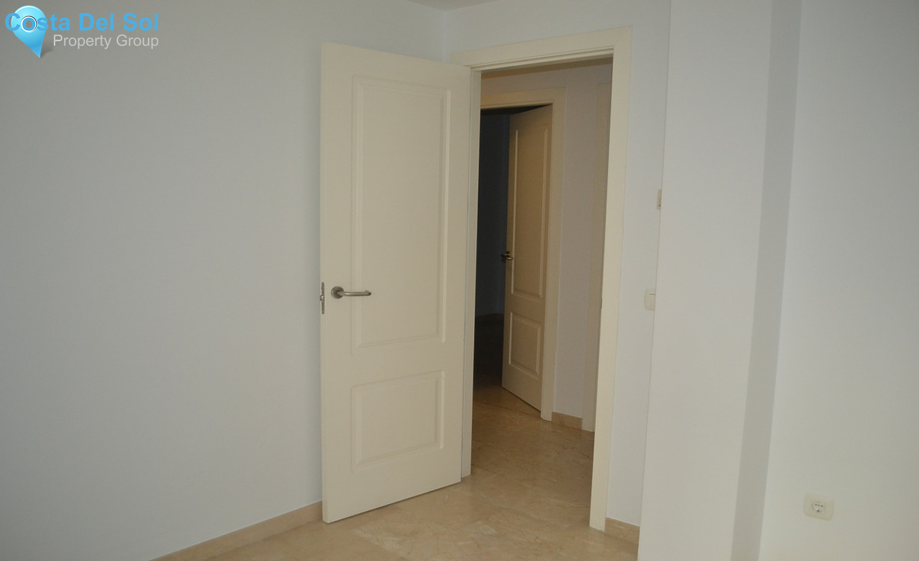 Middle Floor Apartment in Alhaurín el Grande-1329294