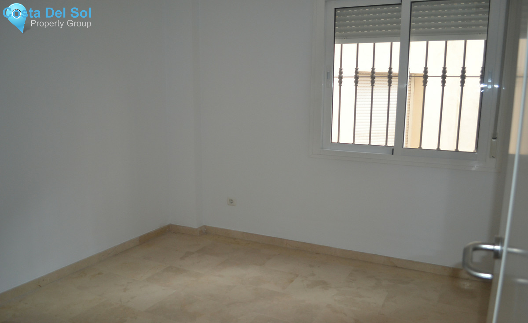 Middle Floor Apartment in Alhaurín el Grande-1329296
