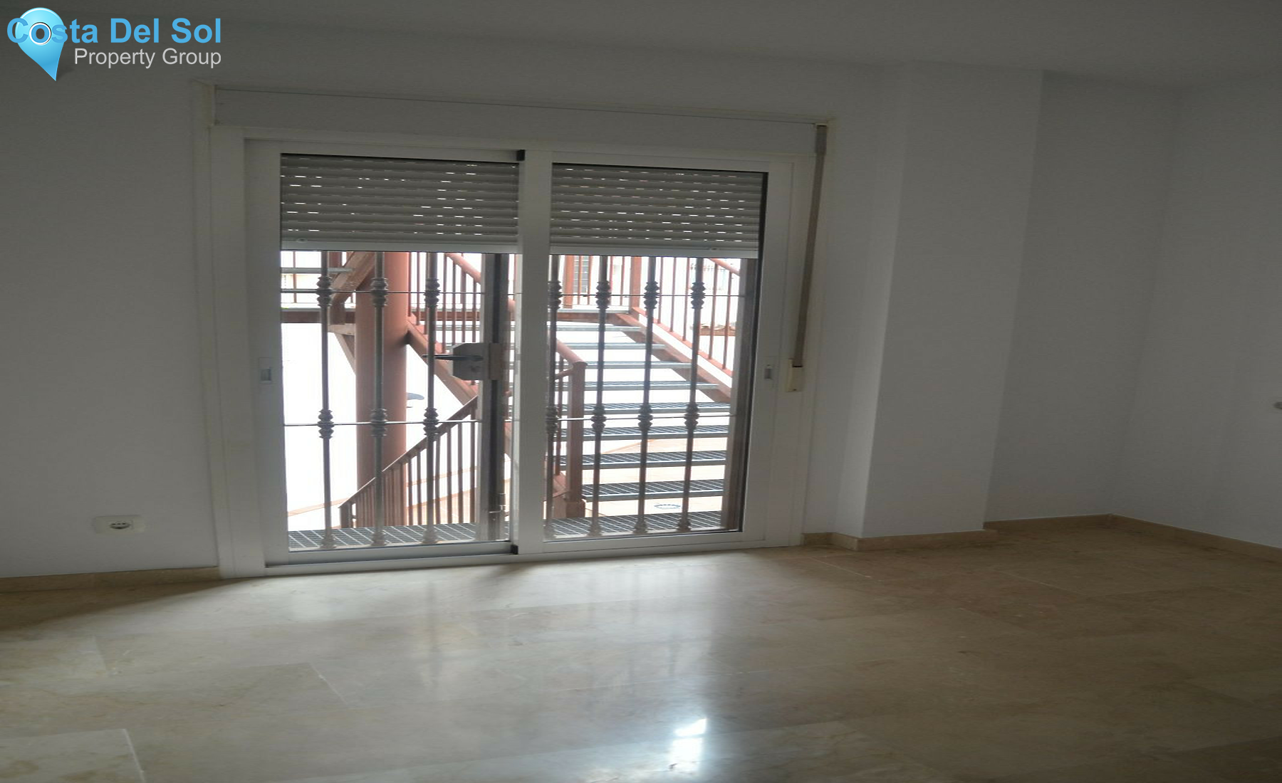 Middle Floor Apartment in Alhaurín el Grande-705116