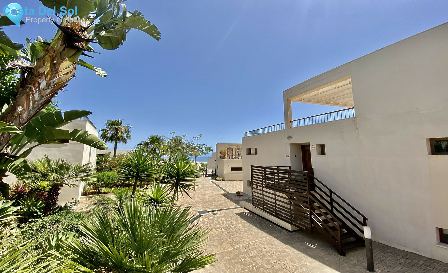 Middle Floor Apartment in Altos de los Monteros