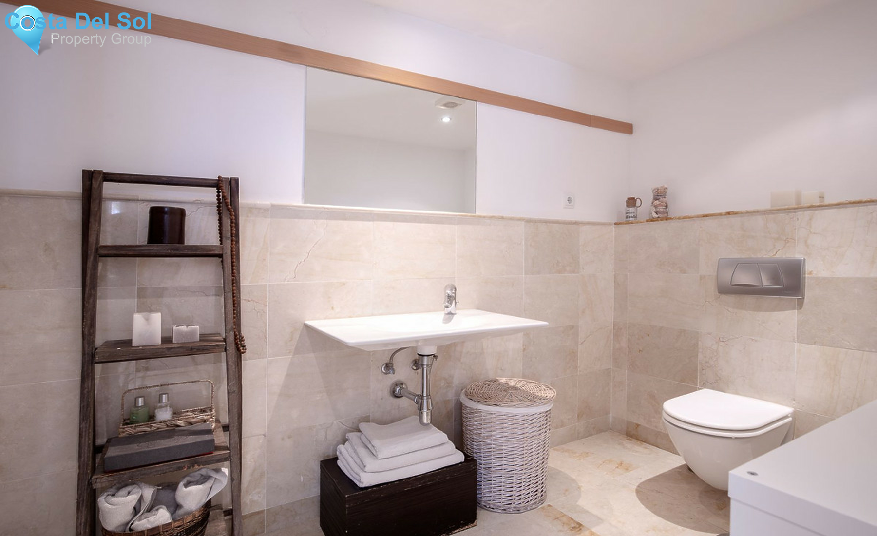 Middle Floor Apartment in Altos de los Monteros-1285733