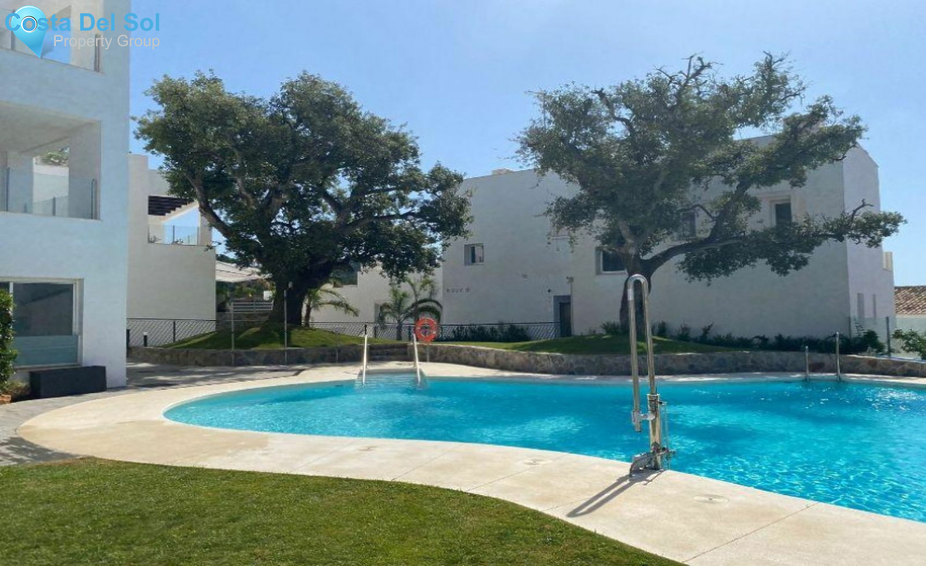 Middle Floor Apartment in Altos de los Monteros-1430793