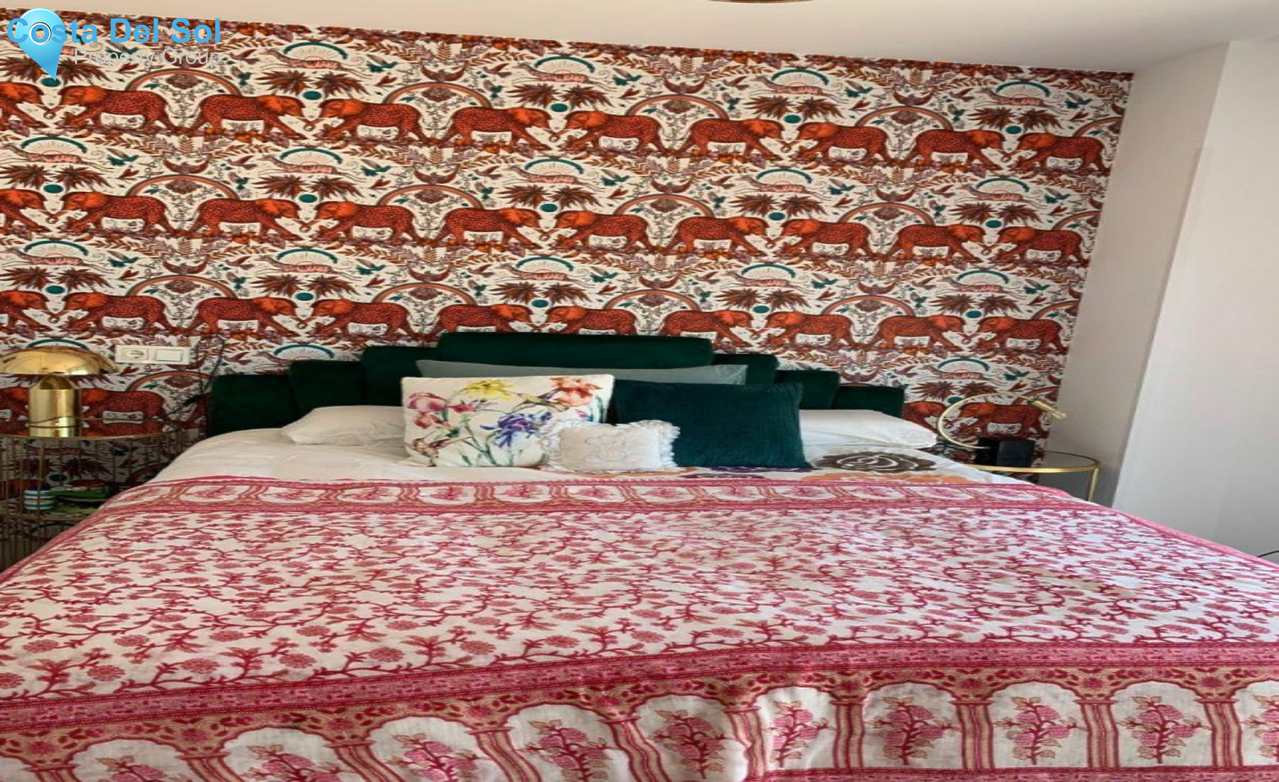 Middle Floor Apartment in Altos de los Monteros-1430781