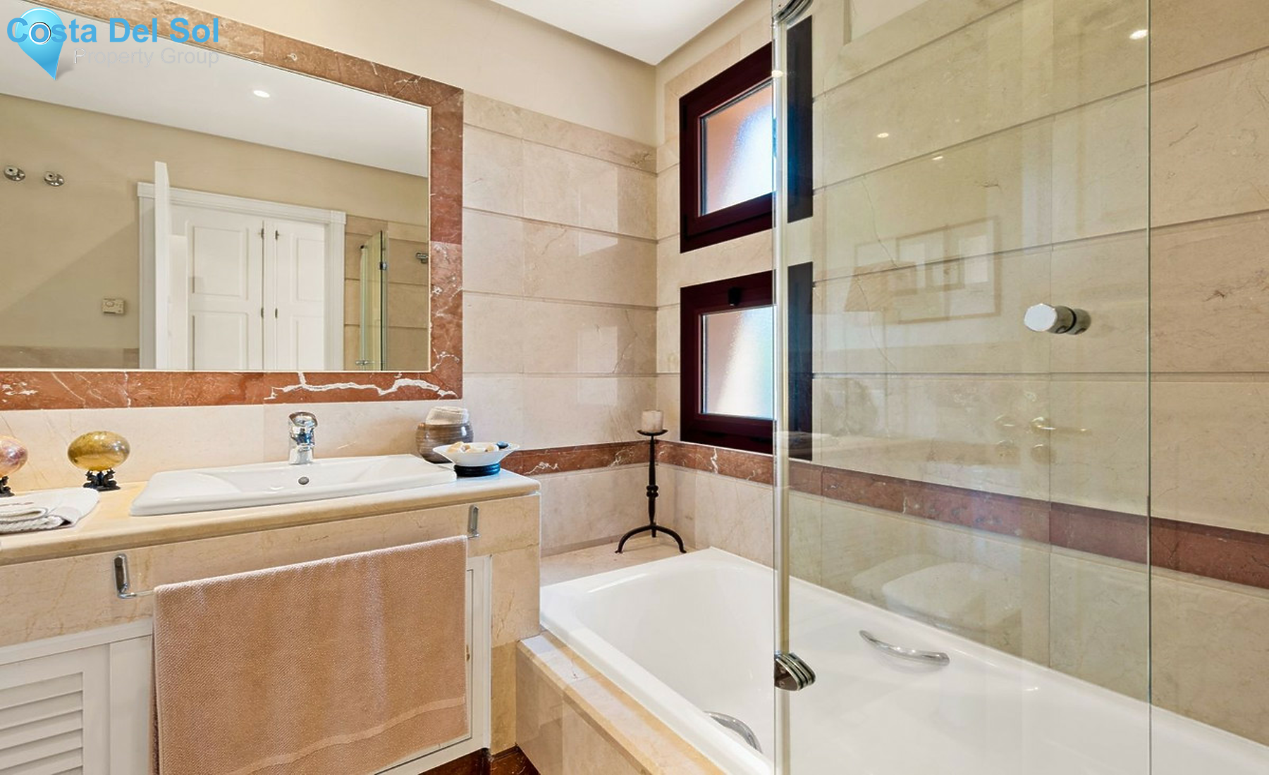 Middle Floor Apartment in Bahía de Marbella-1254676