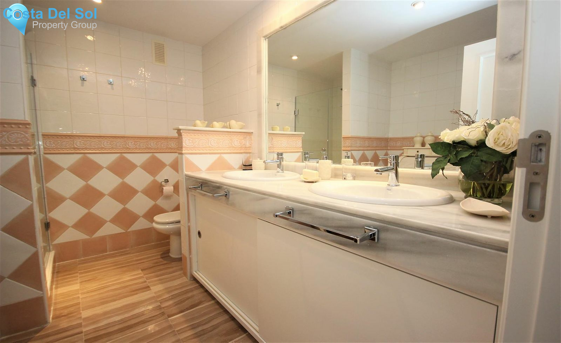 Middle Floor Apartment in Bahía de Marbella-1165982