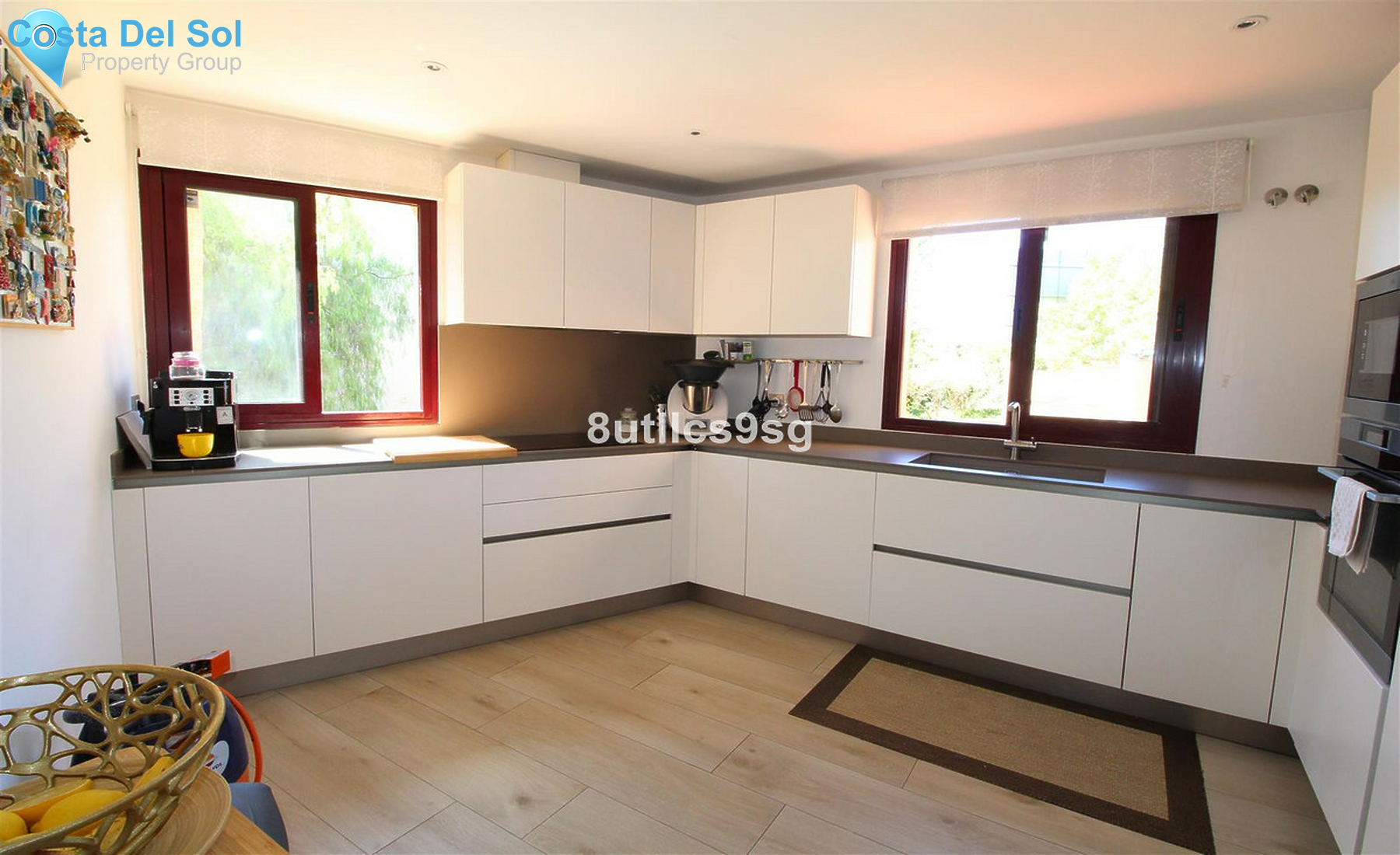 Middle Floor Apartment in Bel Air-1406406