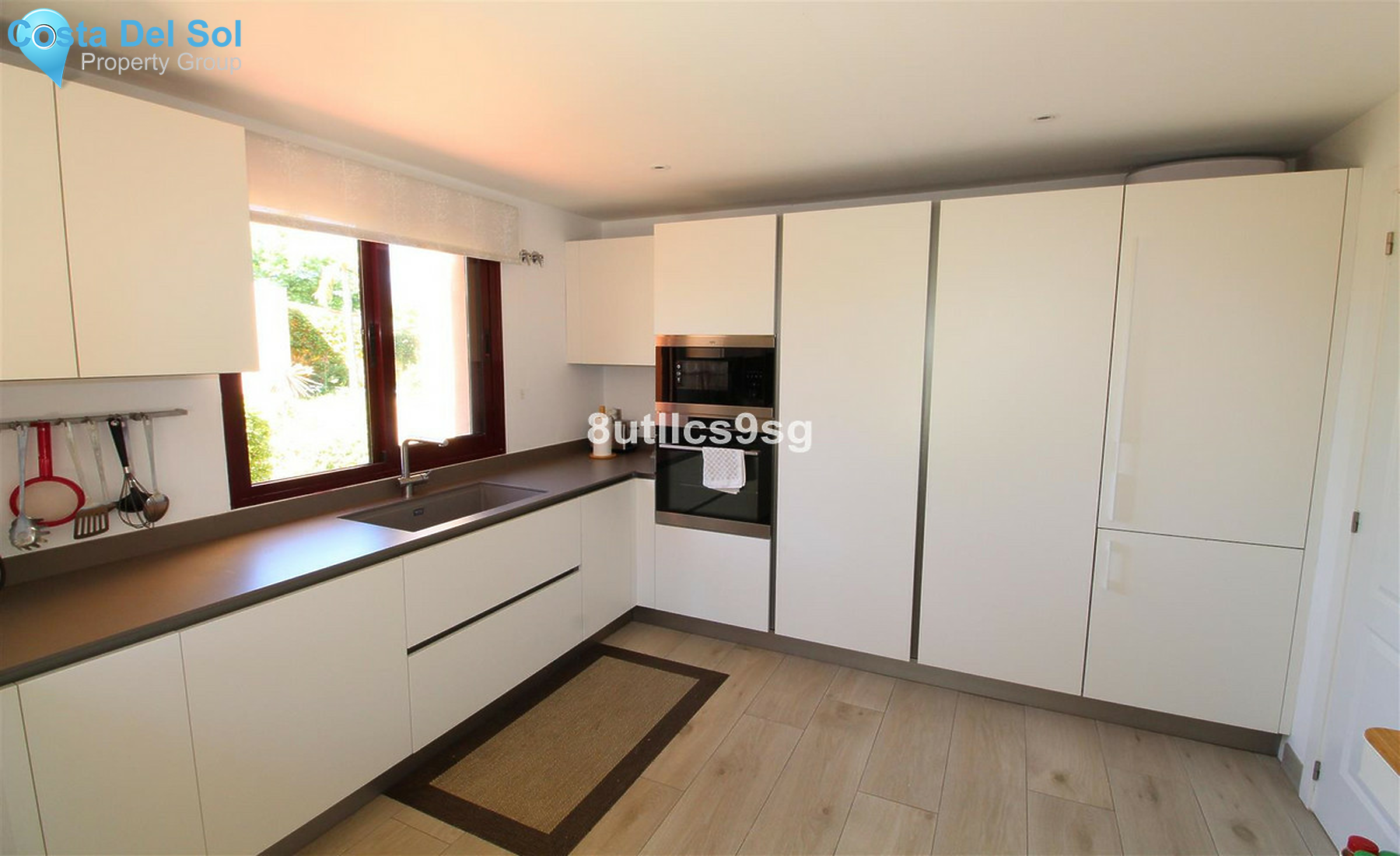 Middle Floor Apartment in Bel Air-1406407