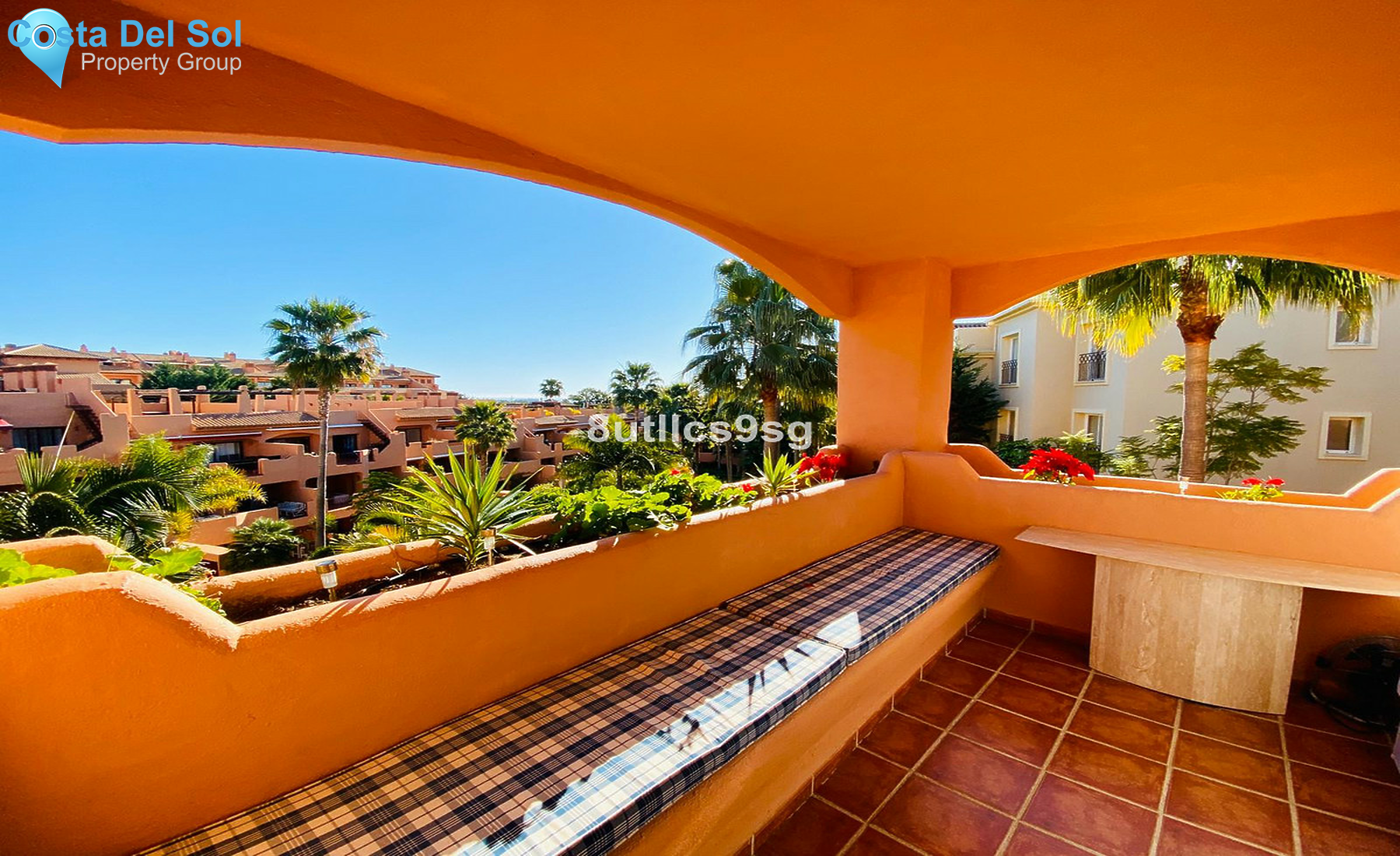 Middle Floor Apartment in Bel Air-1406398