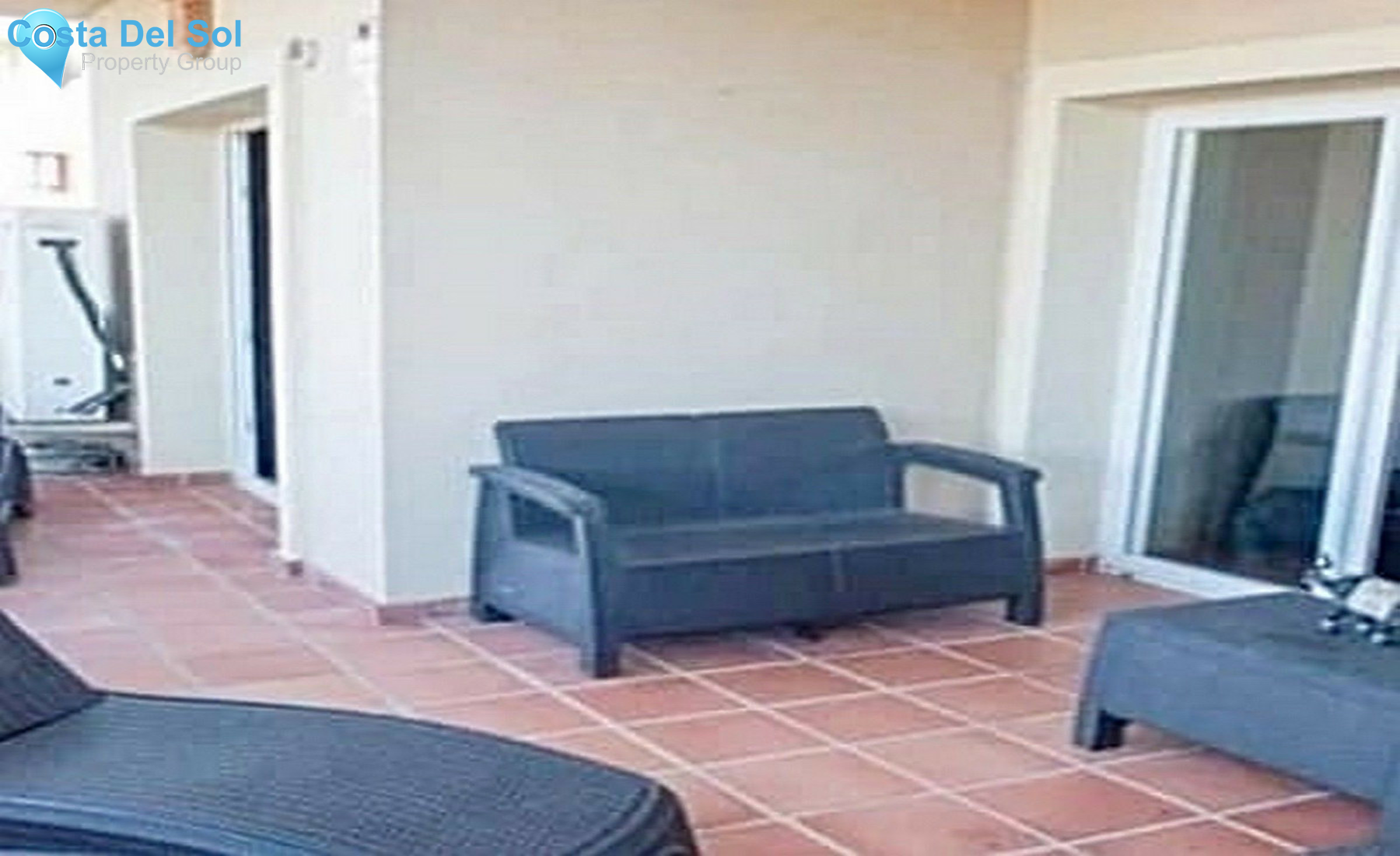 Middle Floor Apartment in Bel Air-1507942