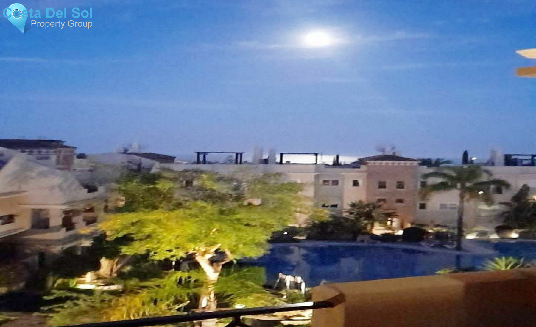 Middle Floor Apartment in Bel Air-1534089