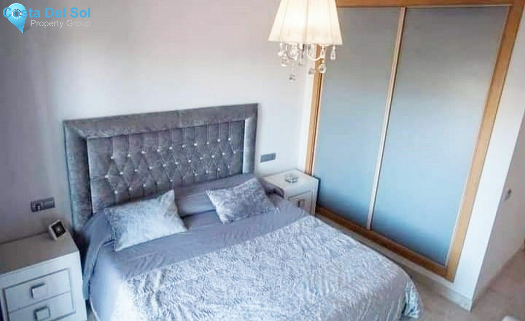 Middle Floor Apartment in Bel Air-1534098