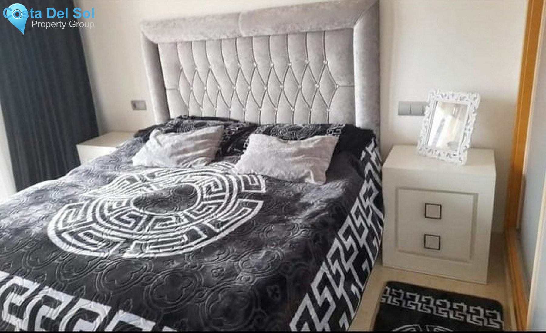 Middle Floor Apartment in Bel Air-1534099