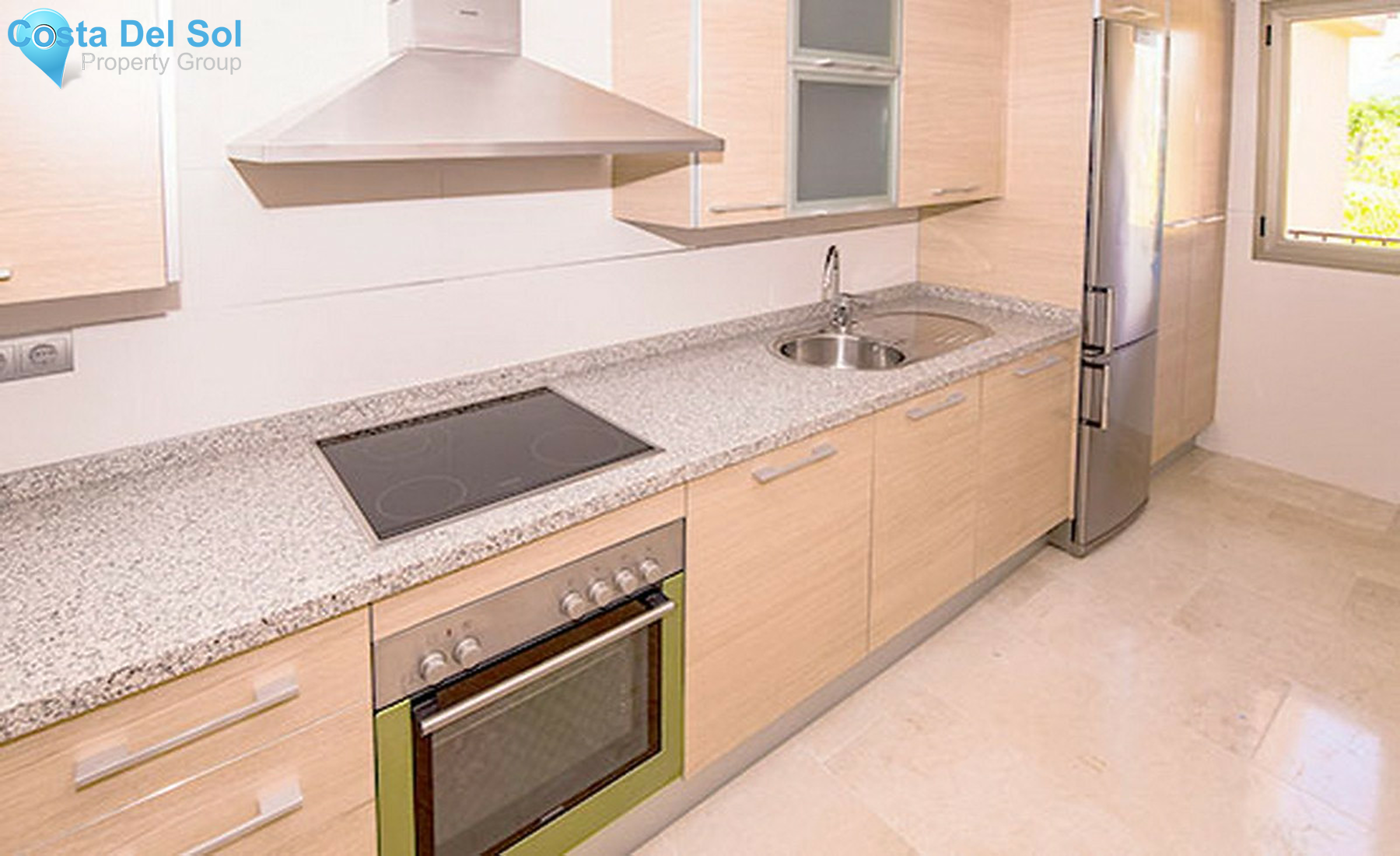 Middle Floor Apartment in Benahavís-1238880