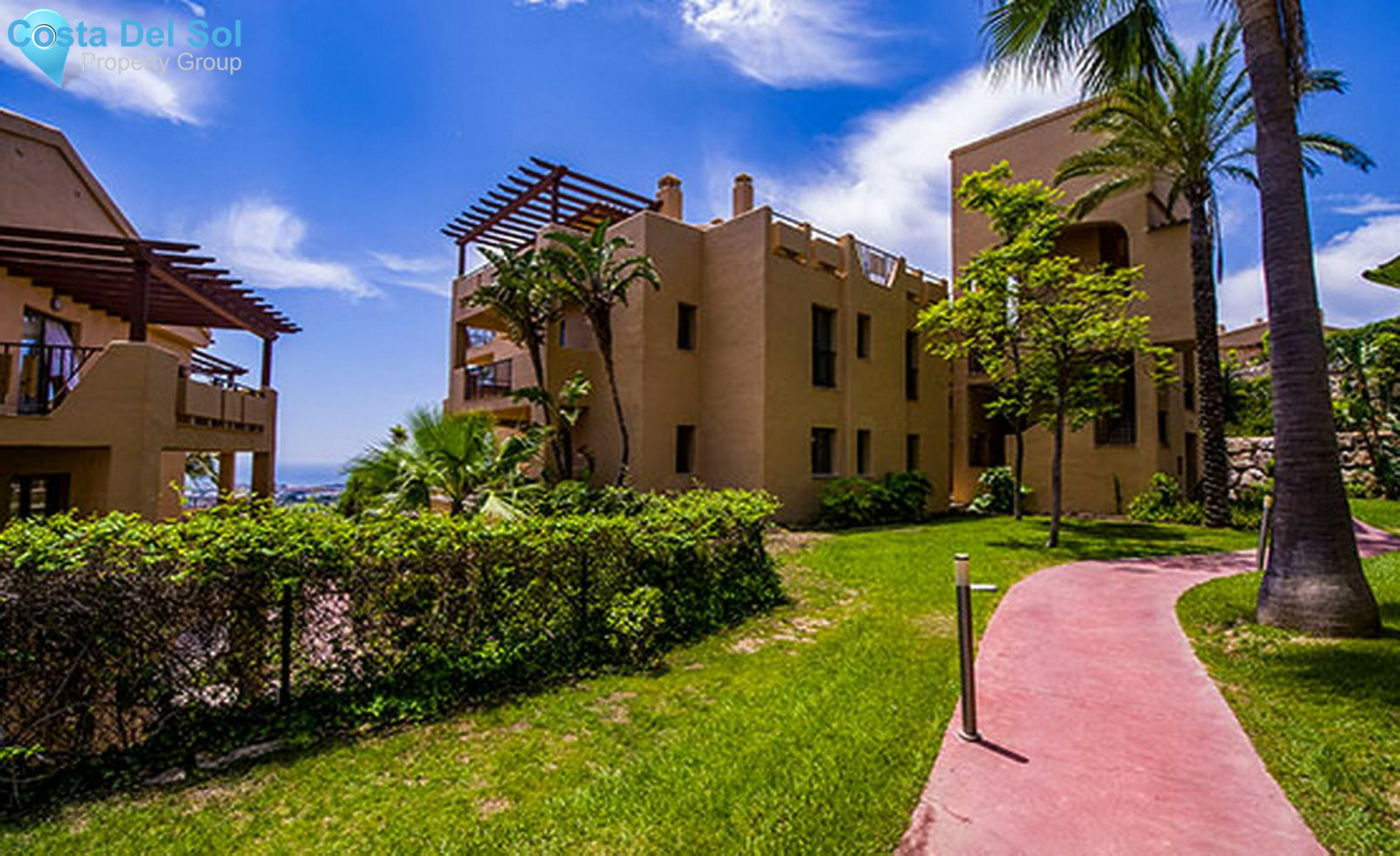 Middle Floor Apartment in Benahavís-1238885