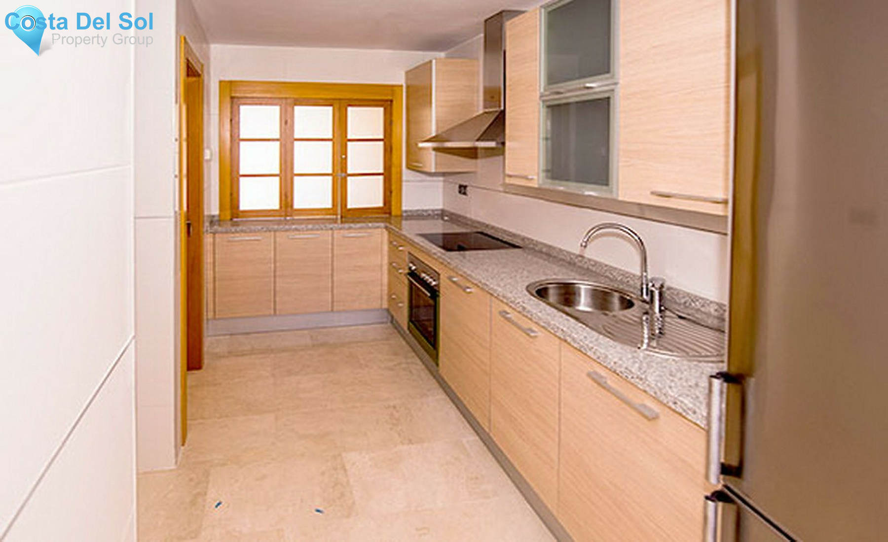 Middle Floor Apartment in Benahavís-1238878