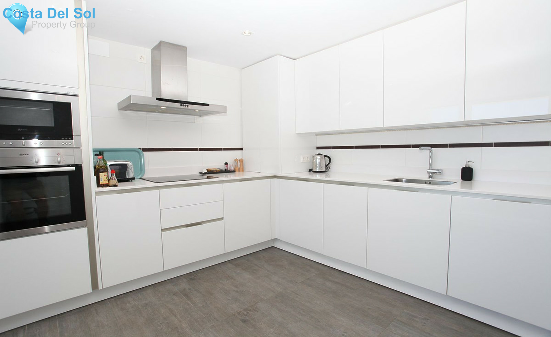 Middle Floor Apartment in Benahavís-1241814