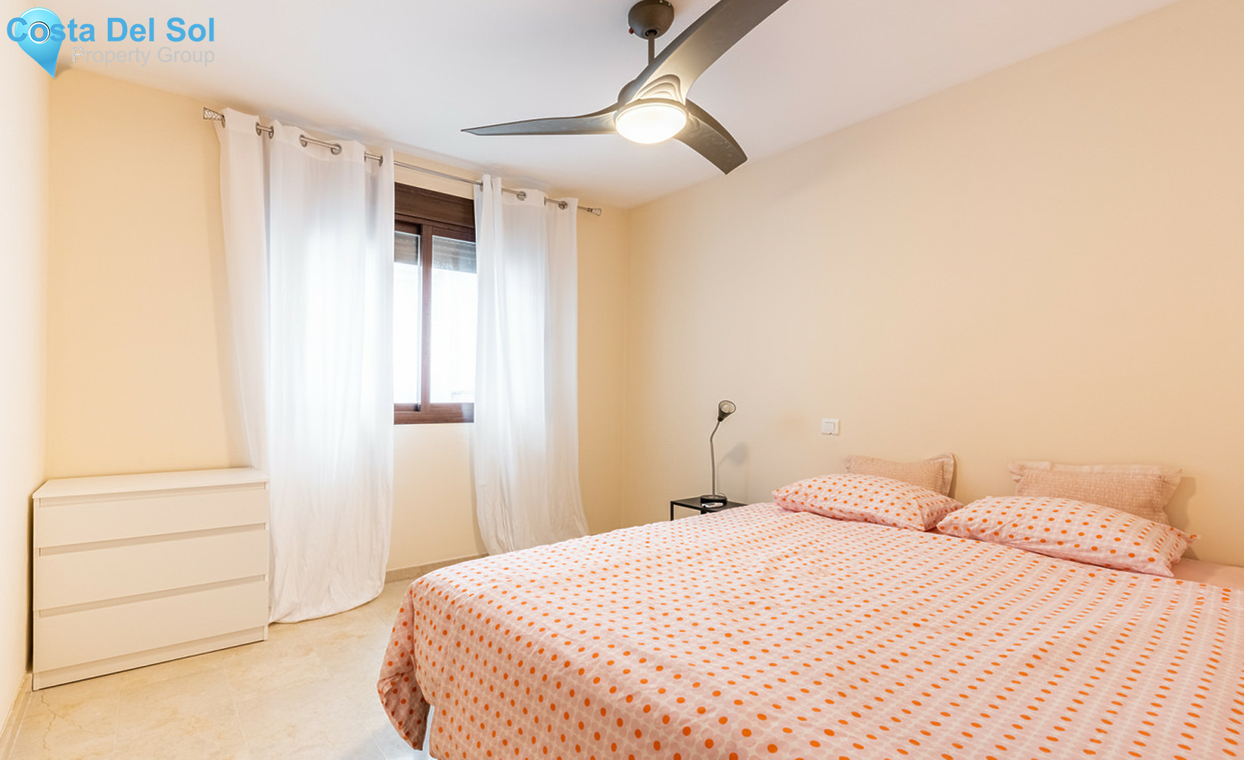 Middle Floor Apartment in Benahavís-1258298