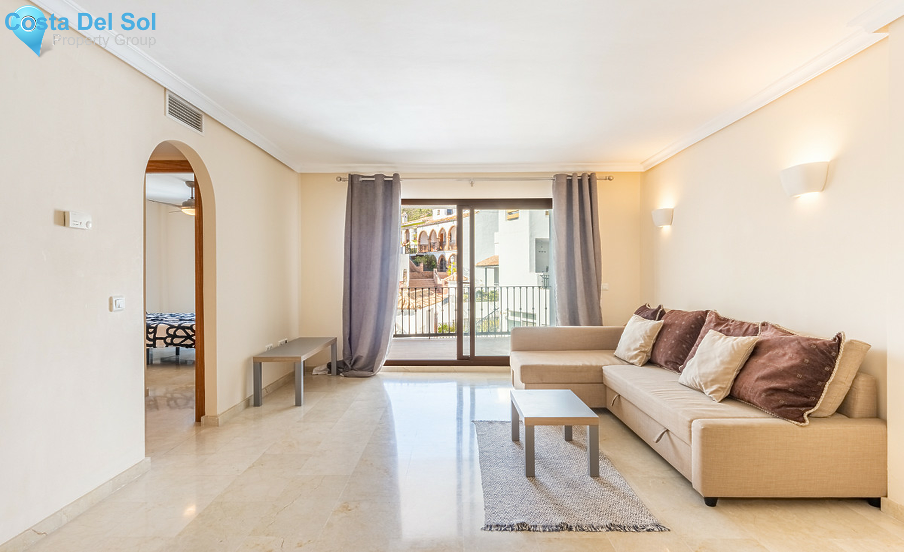 Middle Floor Apartment in Benahavís-1258299