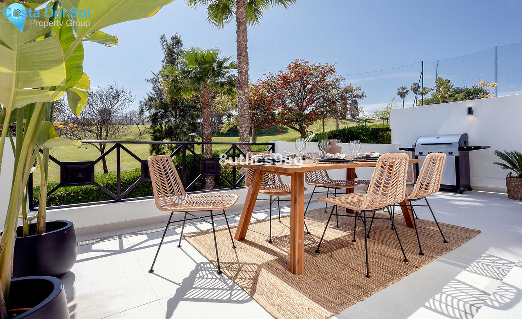 Middle Floor Apartment in Benahavís-1403974