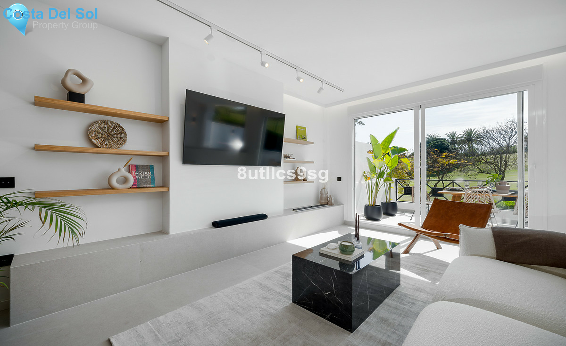 Middle Floor Apartment in Benahavís-1403978