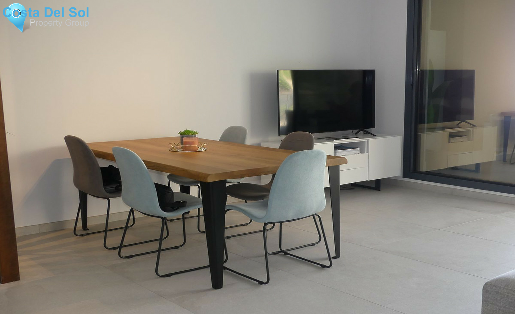 Middle Floor Apartment in Benahavís-1407563
