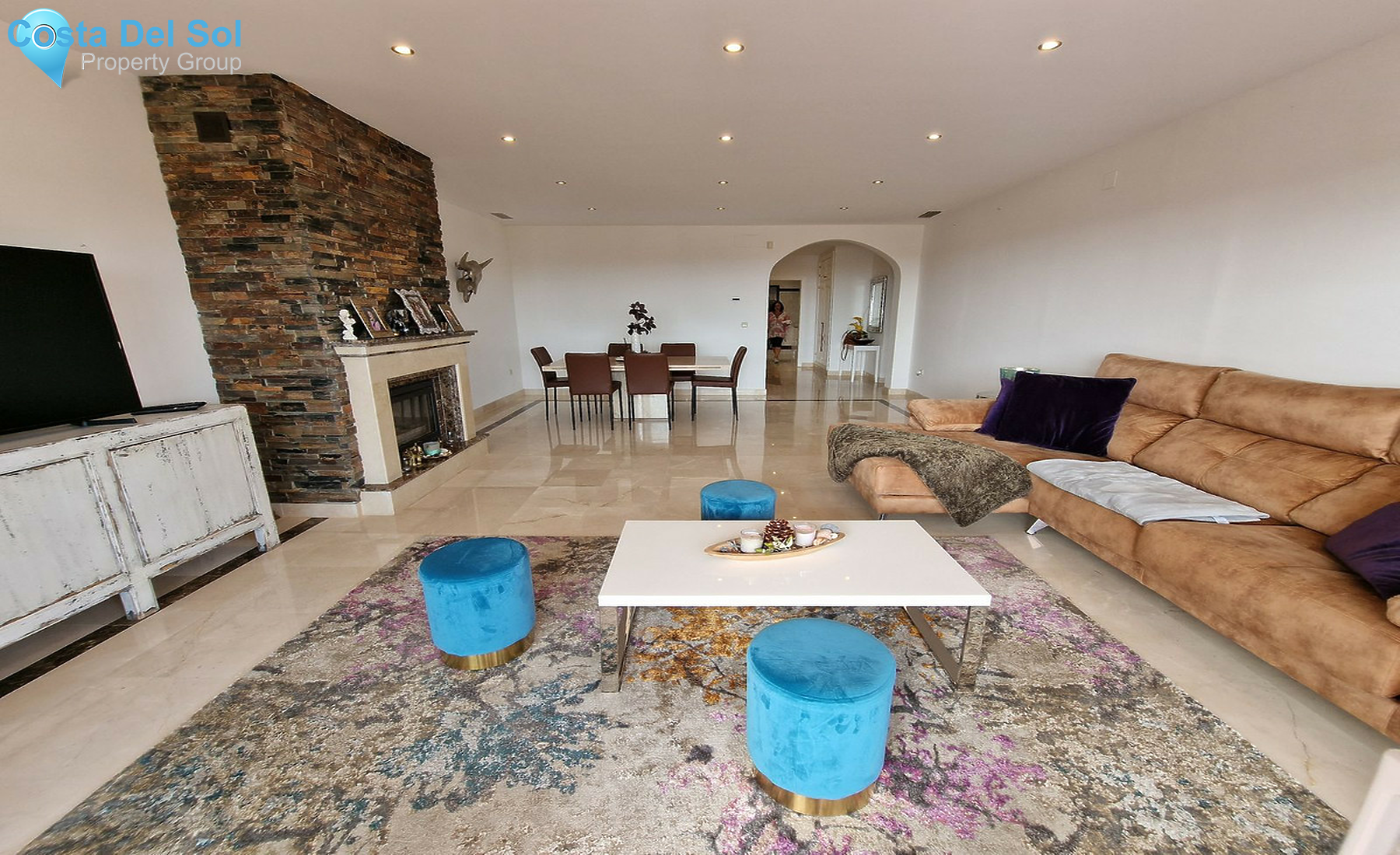 Middle Floor Apartment in Benahavís-1457452