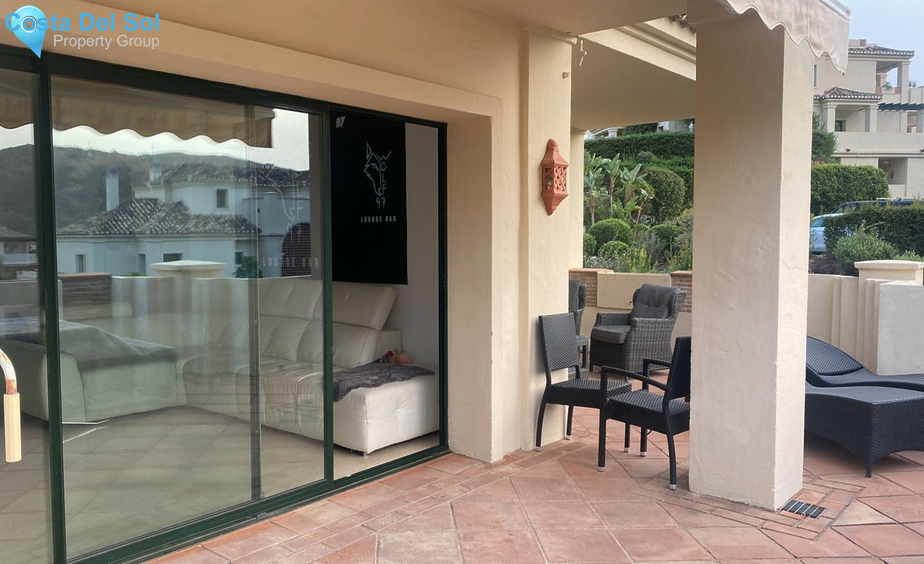Middle Floor Apartment in Benahavís-1457797
