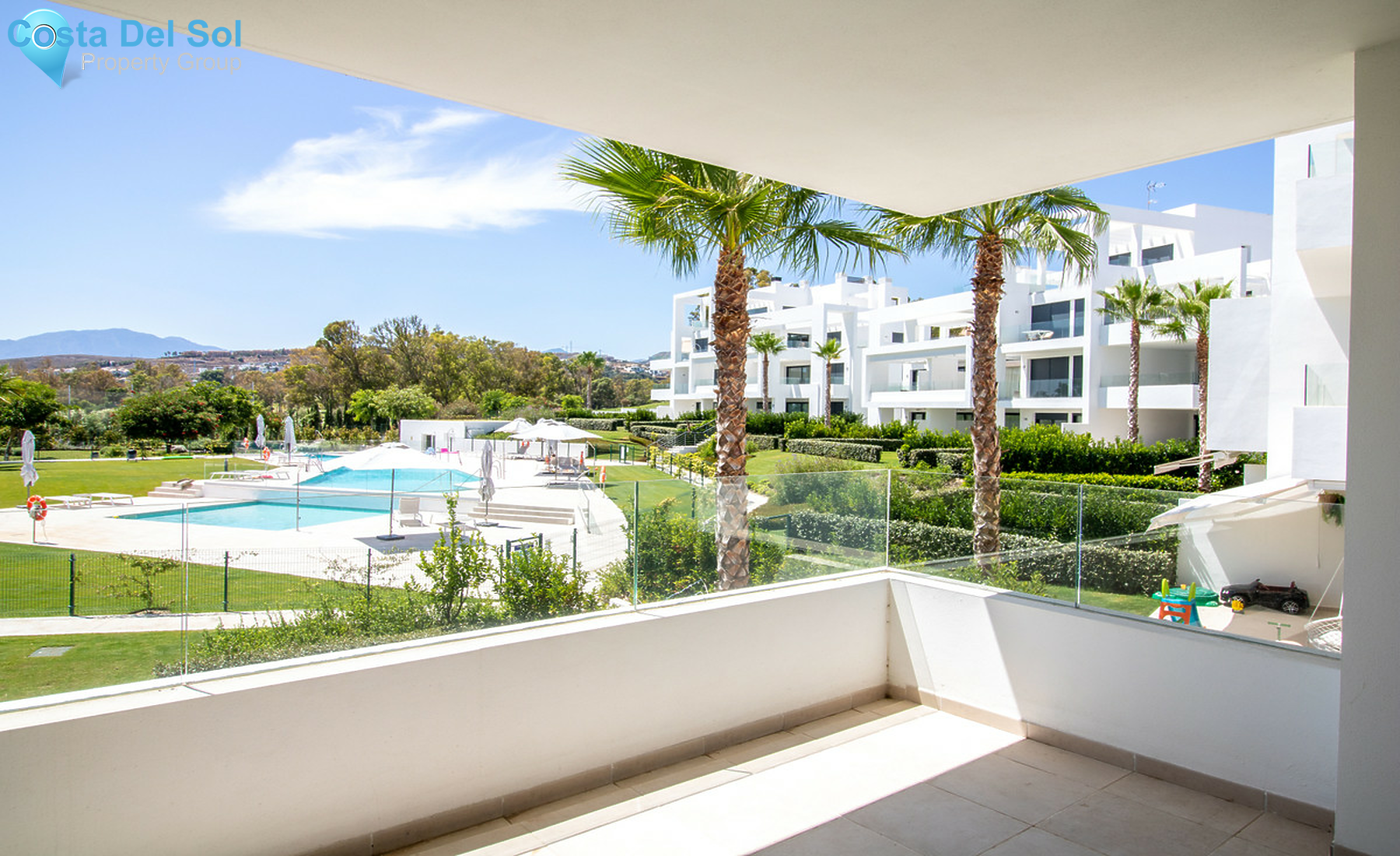 Middle Floor Apartment in Benahavís-1502122