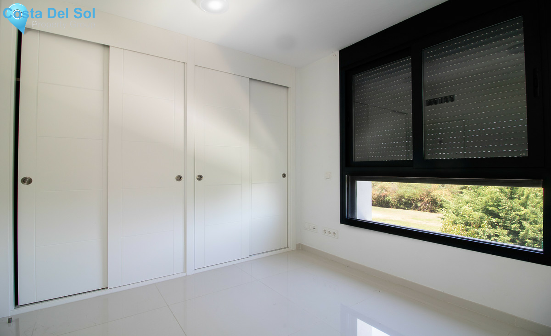 Middle Floor Apartment in Benahavís-1502131