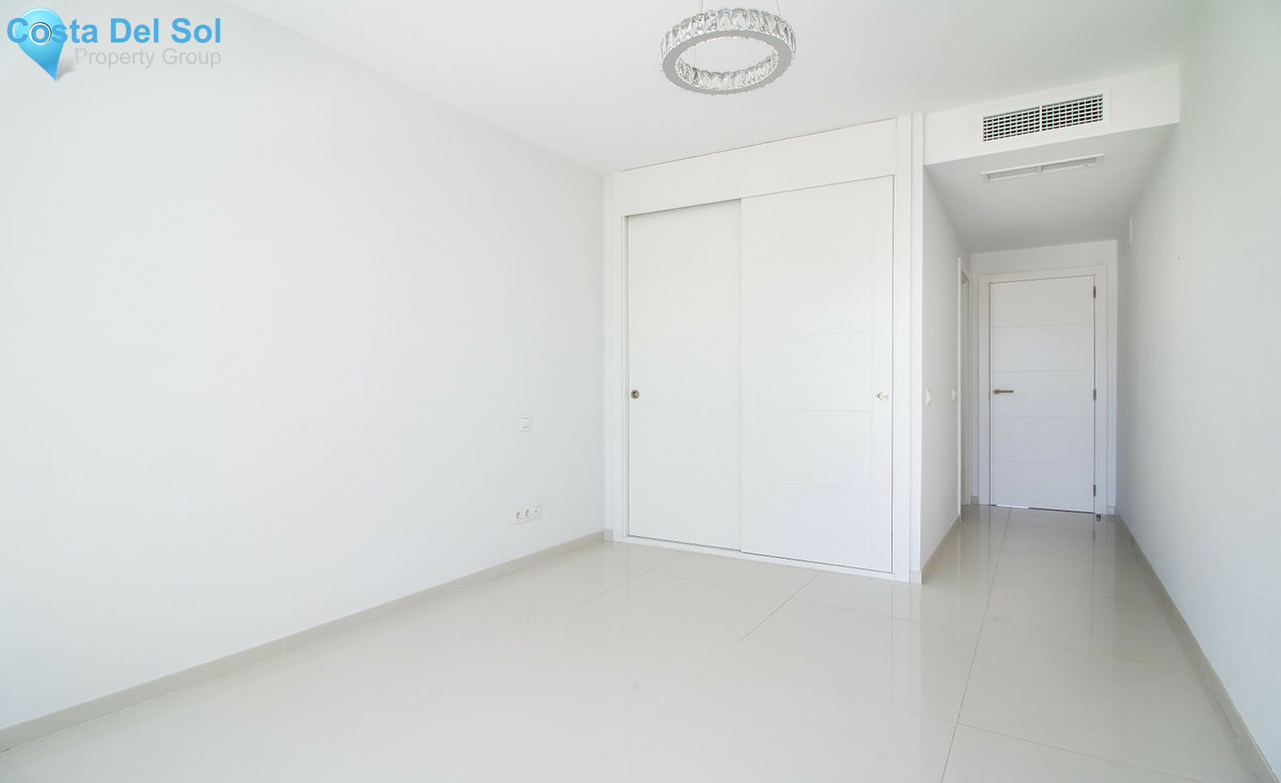 Middle Floor Apartment in Benahavís-1502133