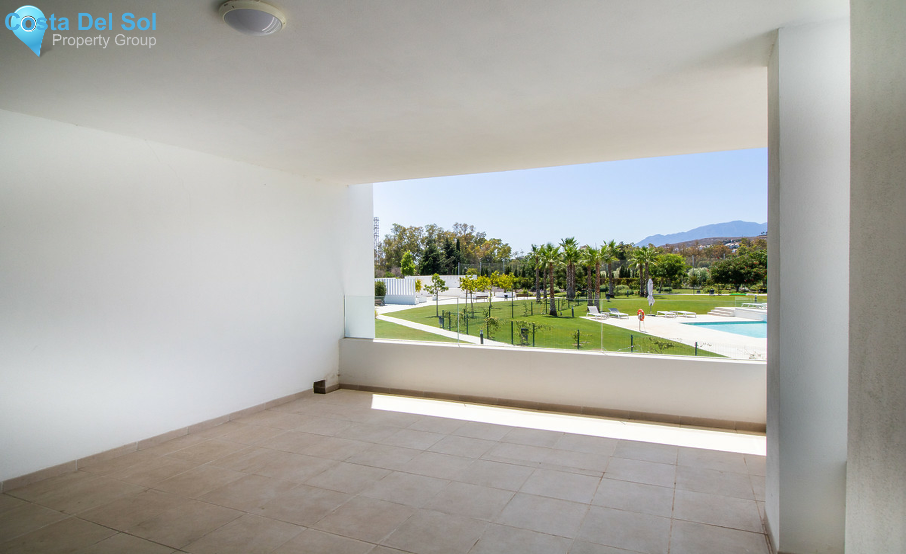 Middle Floor Apartment in Benahavís-1502140