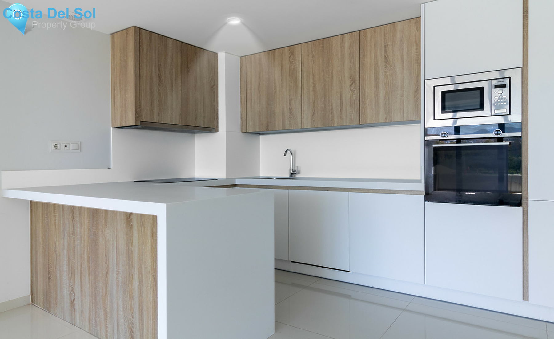 Middle Floor Apartment in Benahavís-1502123