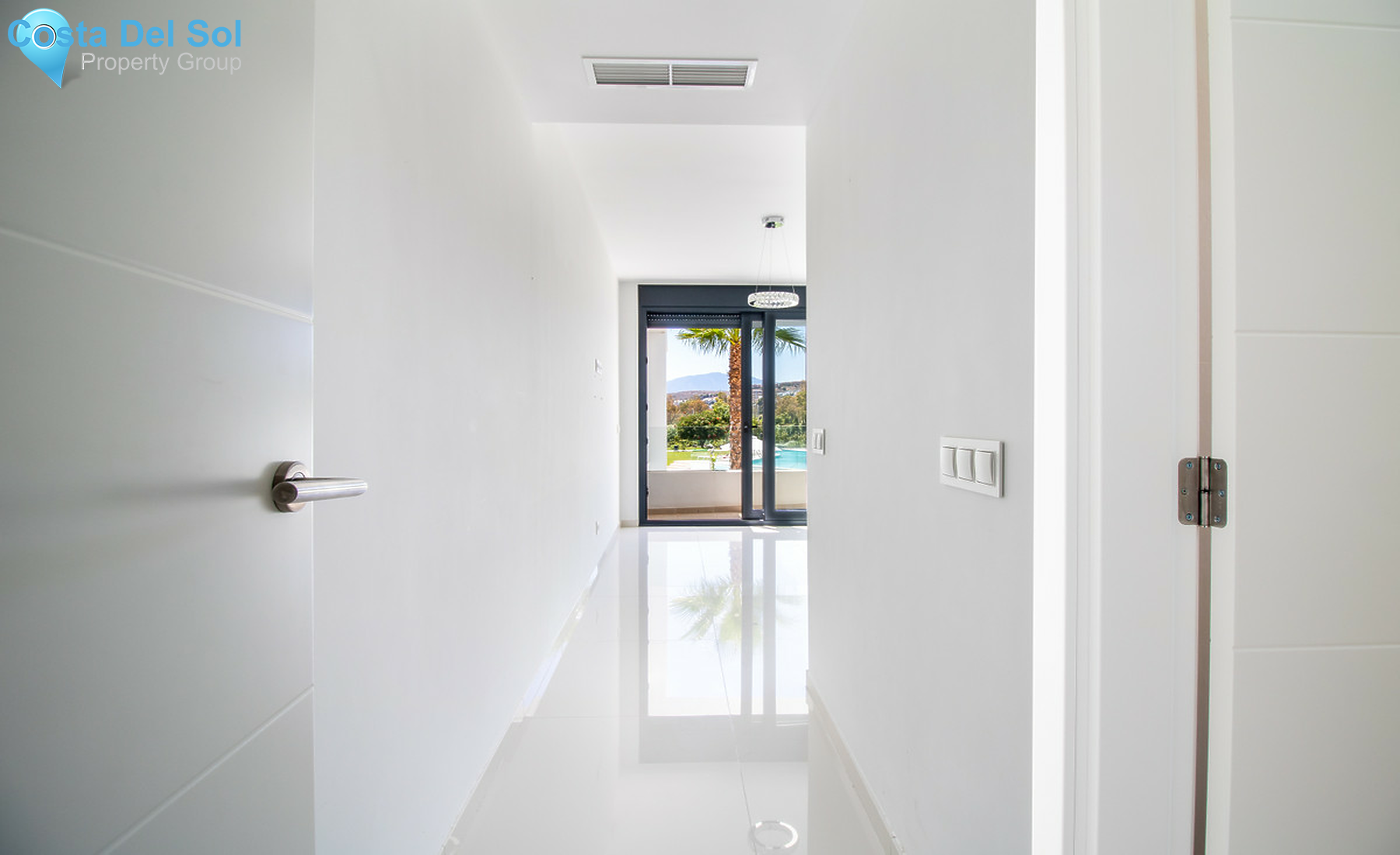Middle Floor Apartment in Benahavís-1502141