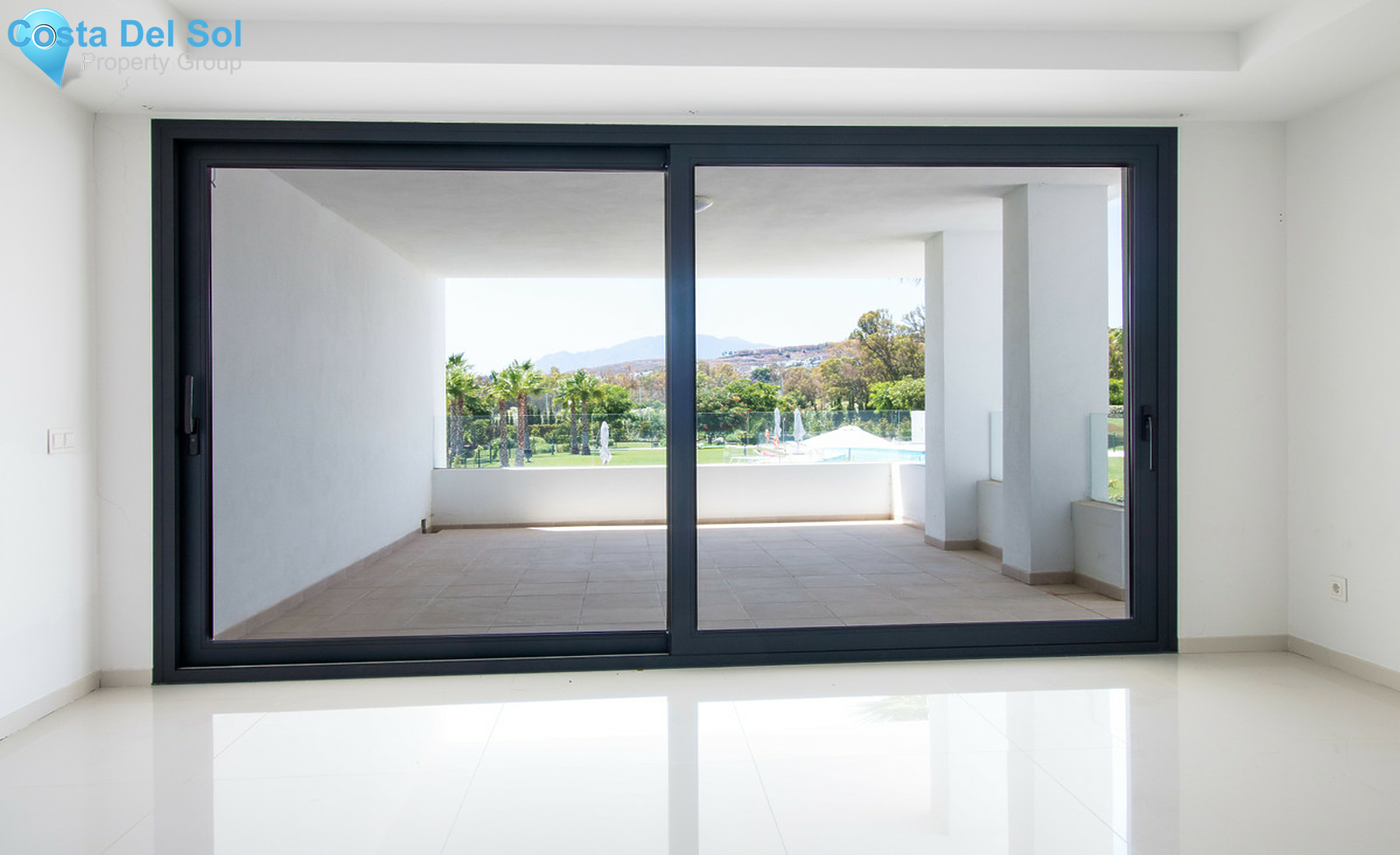 Middle Floor Apartment in Benahavís-1502124