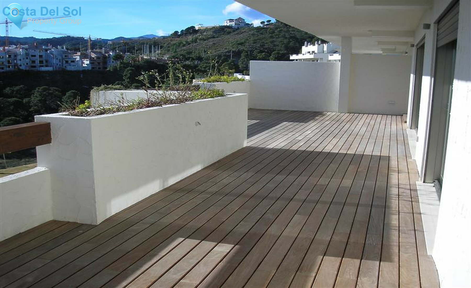Middle Floor Apartment in Benahavís-711493