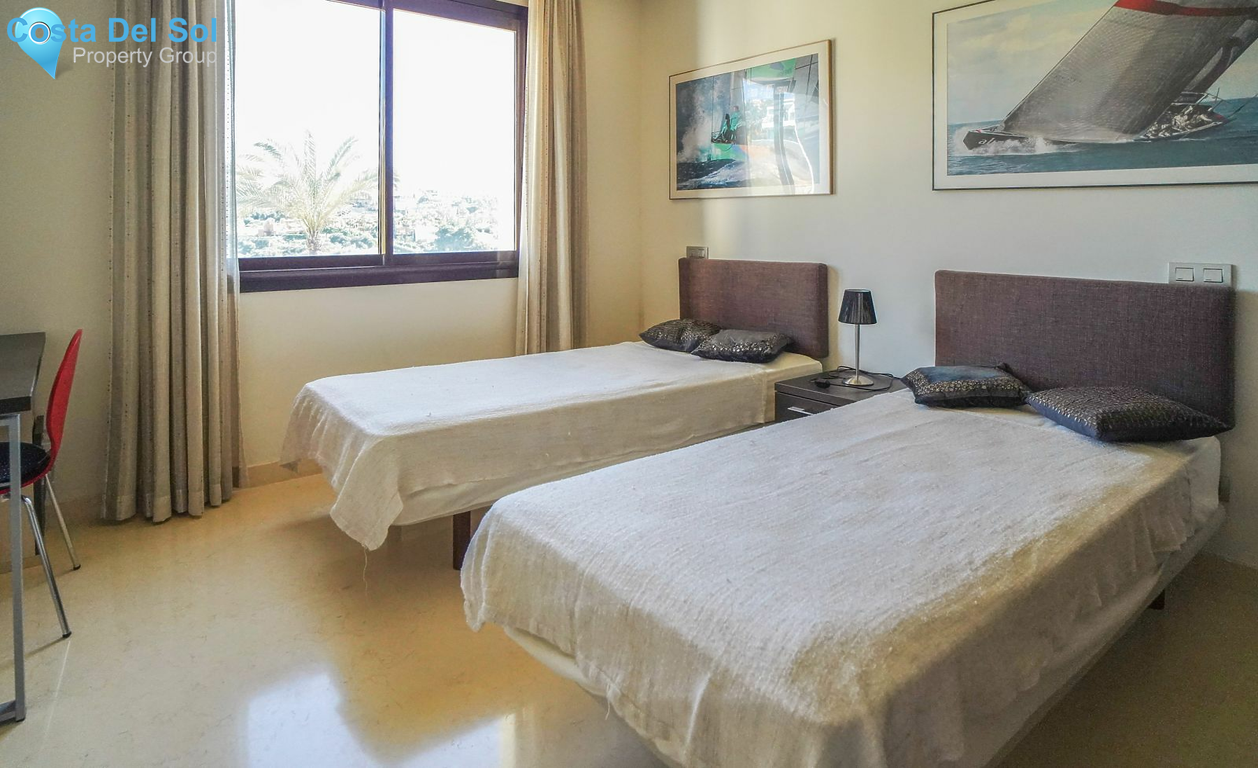 Middle Floor Apartment in Benahavís-1142843