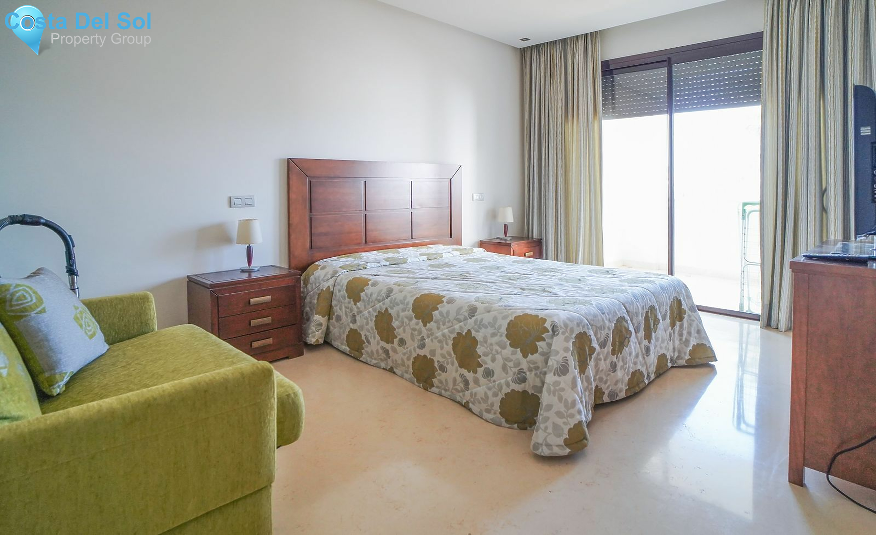 Middle Floor Apartment in Benahavís-1142840