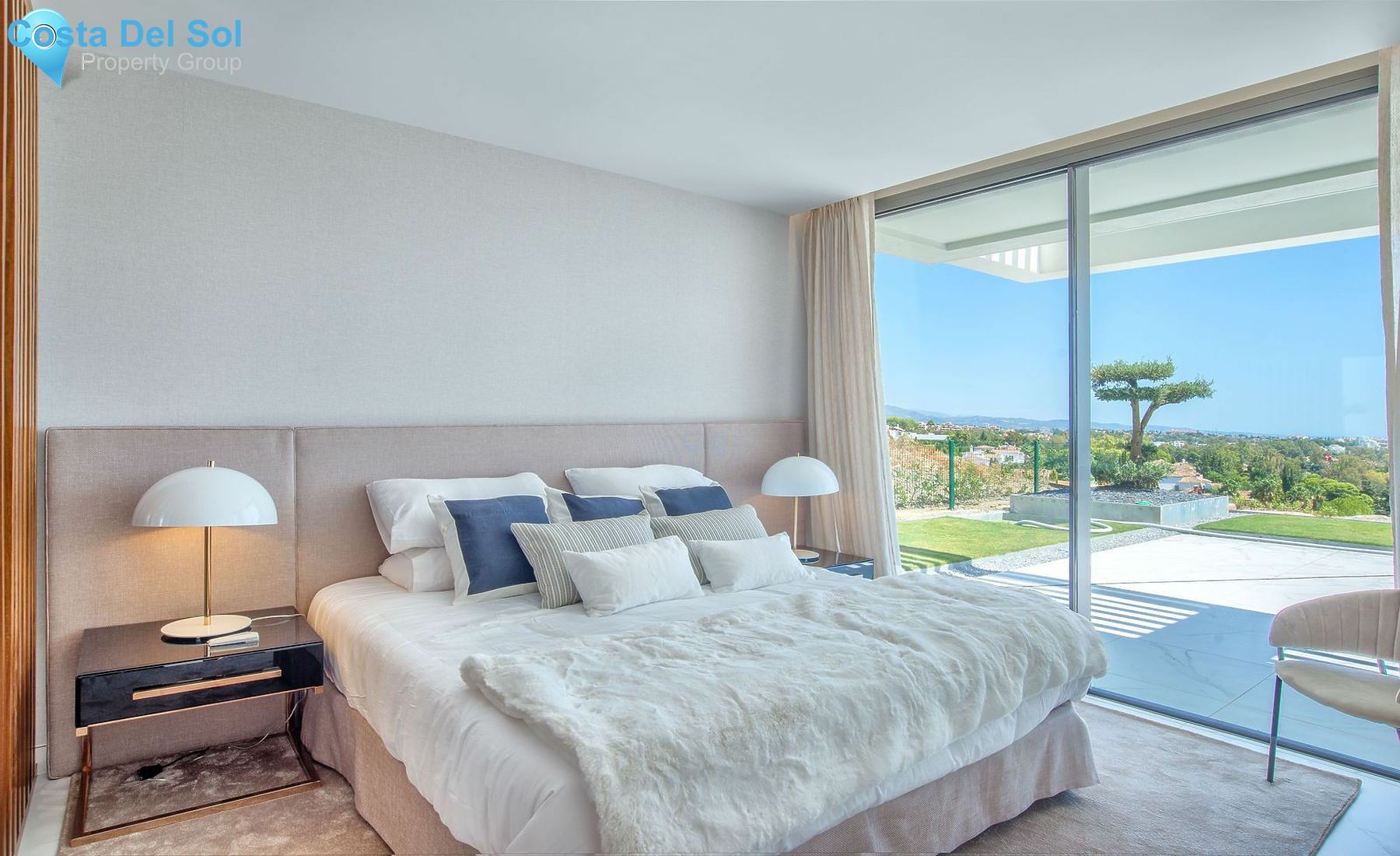 Middle Floor Apartment in Benahavís-1143443