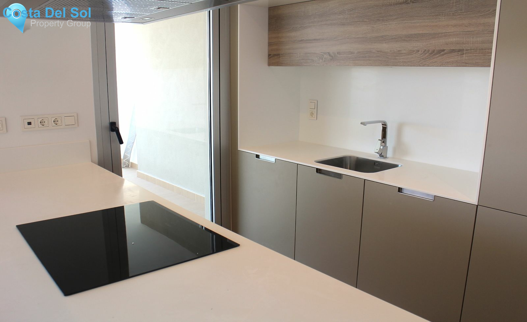 Middle Floor Apartment in Benahavís-1152126