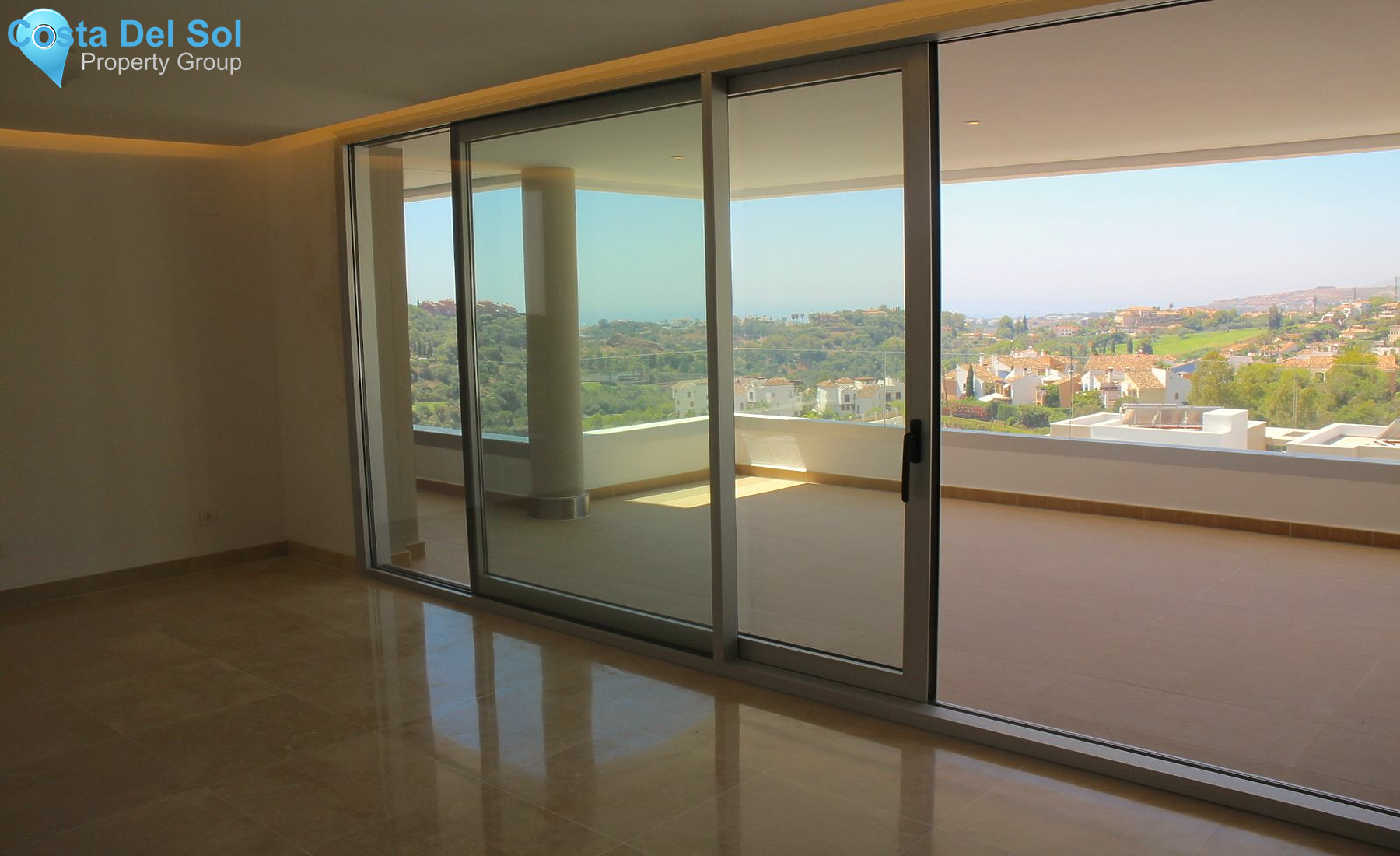 Middle Floor Apartment in Benahavís-1152129