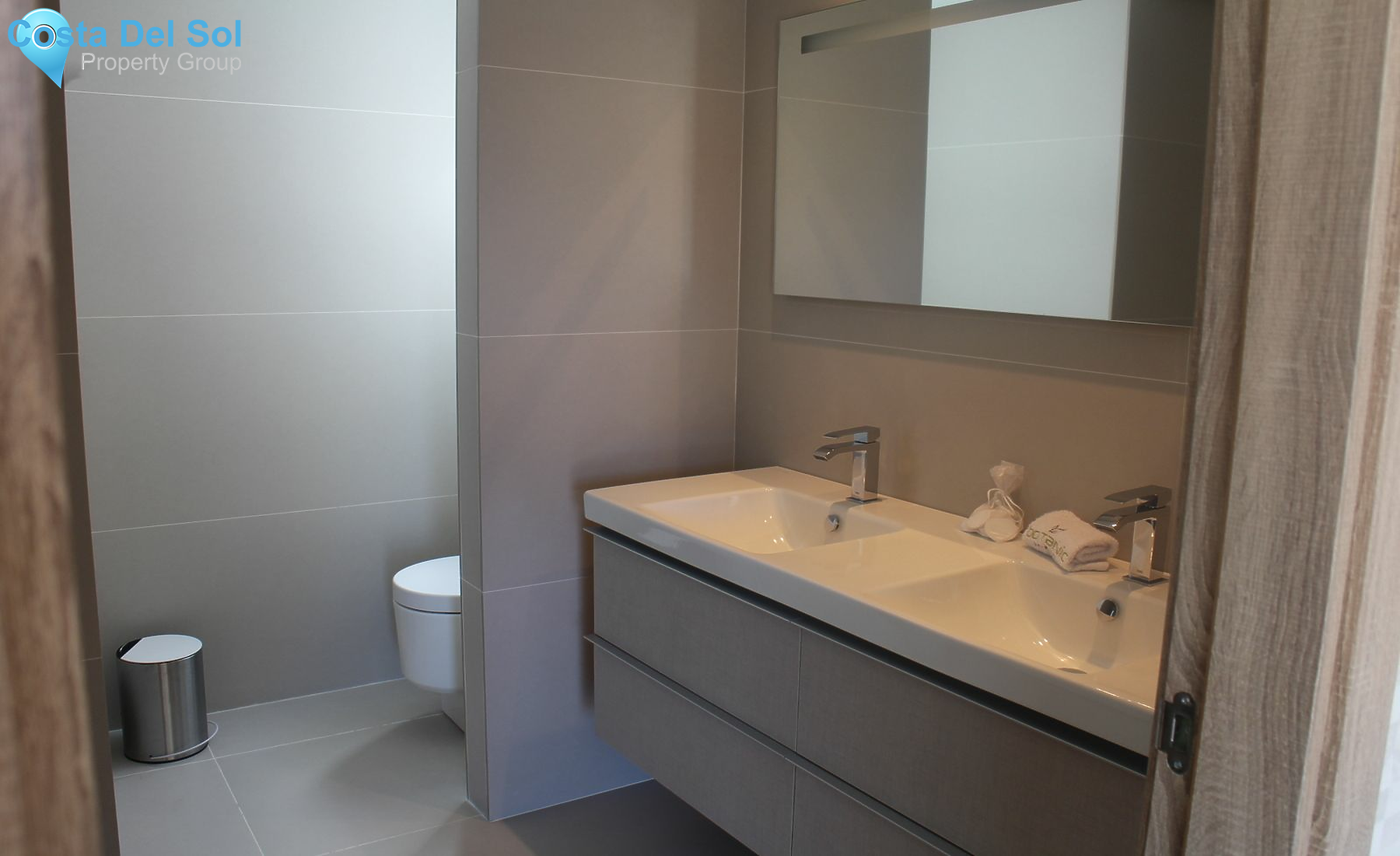 Middle Floor Apartment in Benahavís-1152122