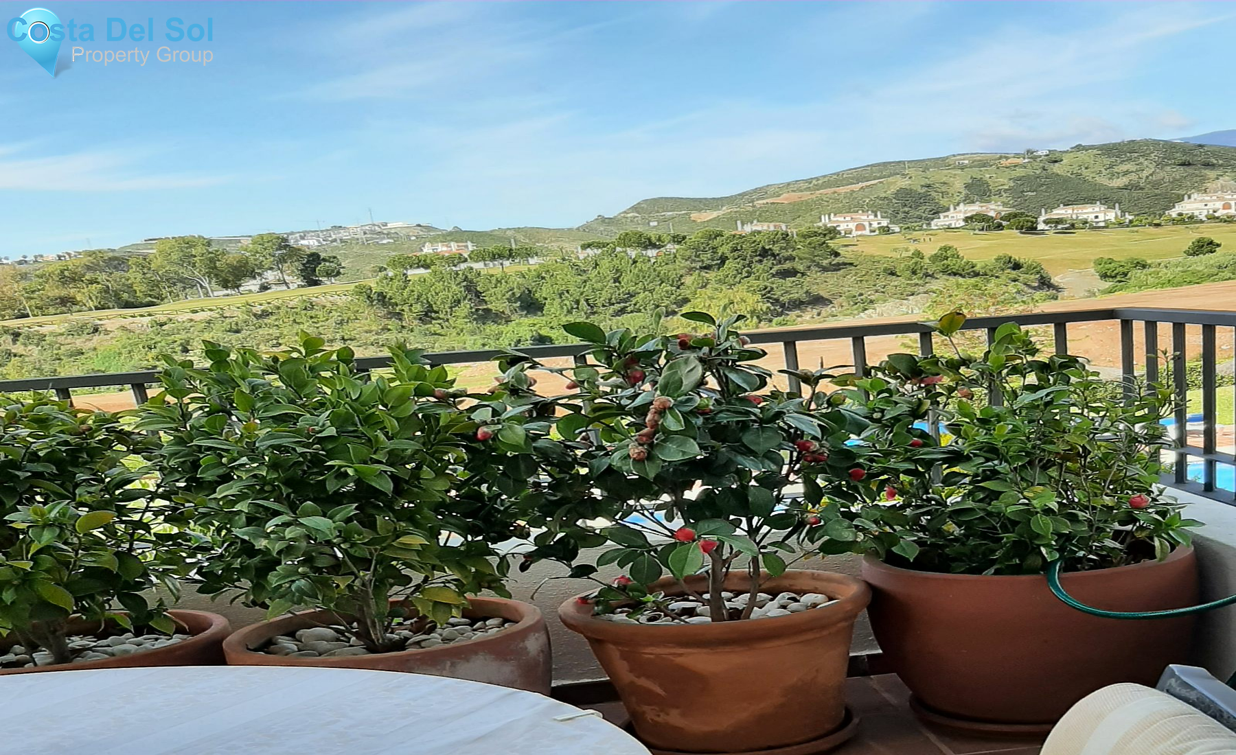 Middle Floor Apartment in Benahavís-1162198