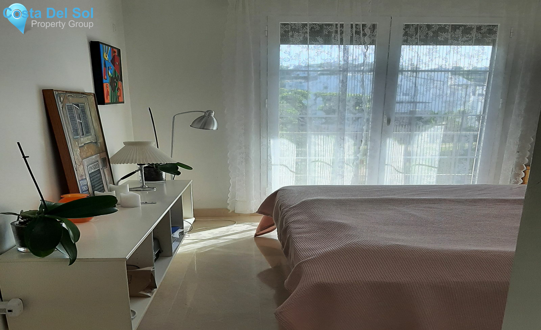 Middle Floor Apartment in Benahavís-1162210