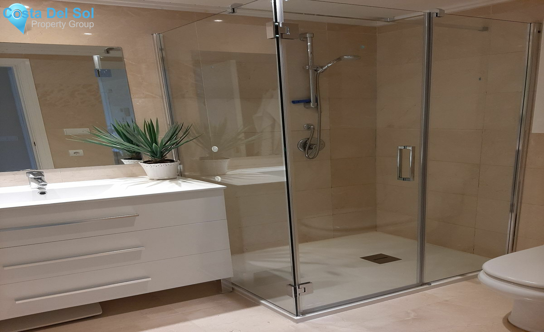 Middle Floor Apartment in Benahavís-1162211