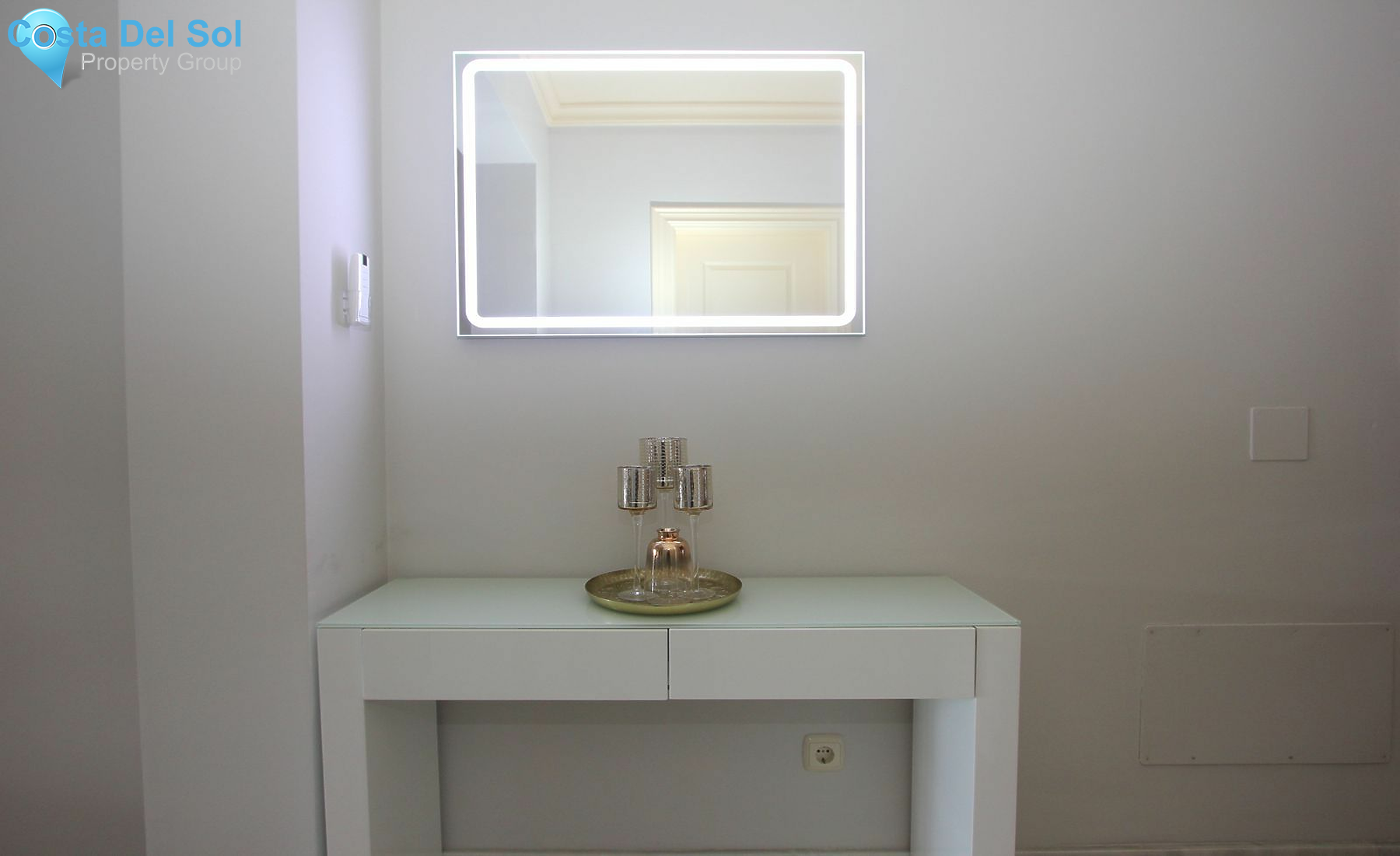 Middle Floor Apartment in Benahavís-1180321