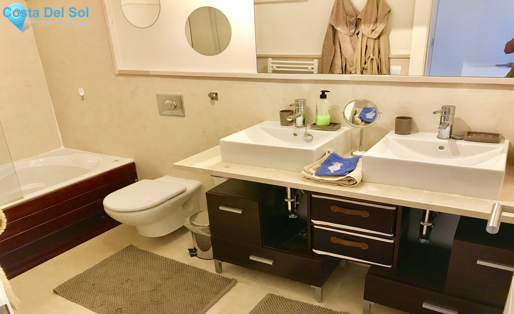 Middle Floor Apartment in Benahavís-1217904